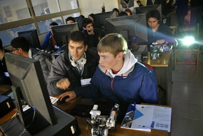 Escuela de Ingeniería Informática PUCV
